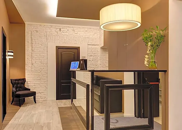 Dharma Luxury & 4*